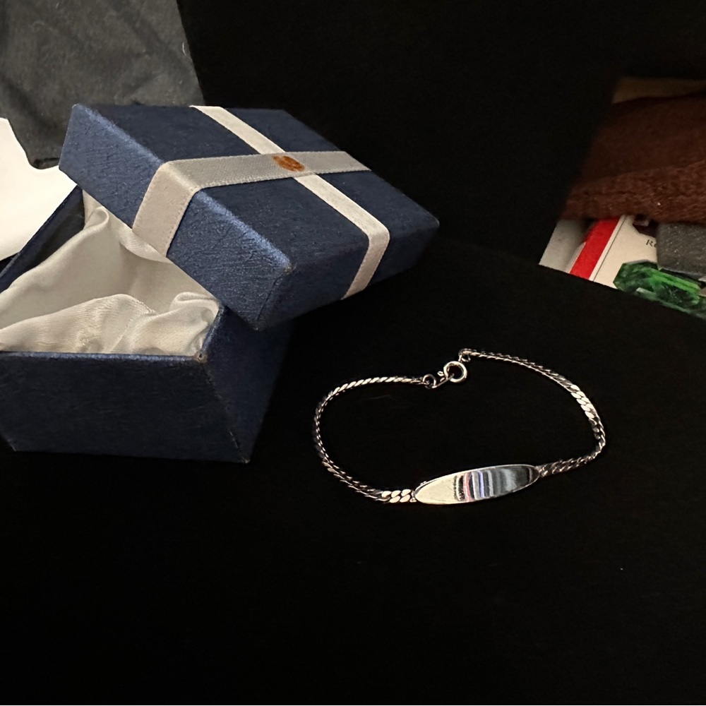 7” 23 karat white gold plated Id bracelet with no inscriptions brand new